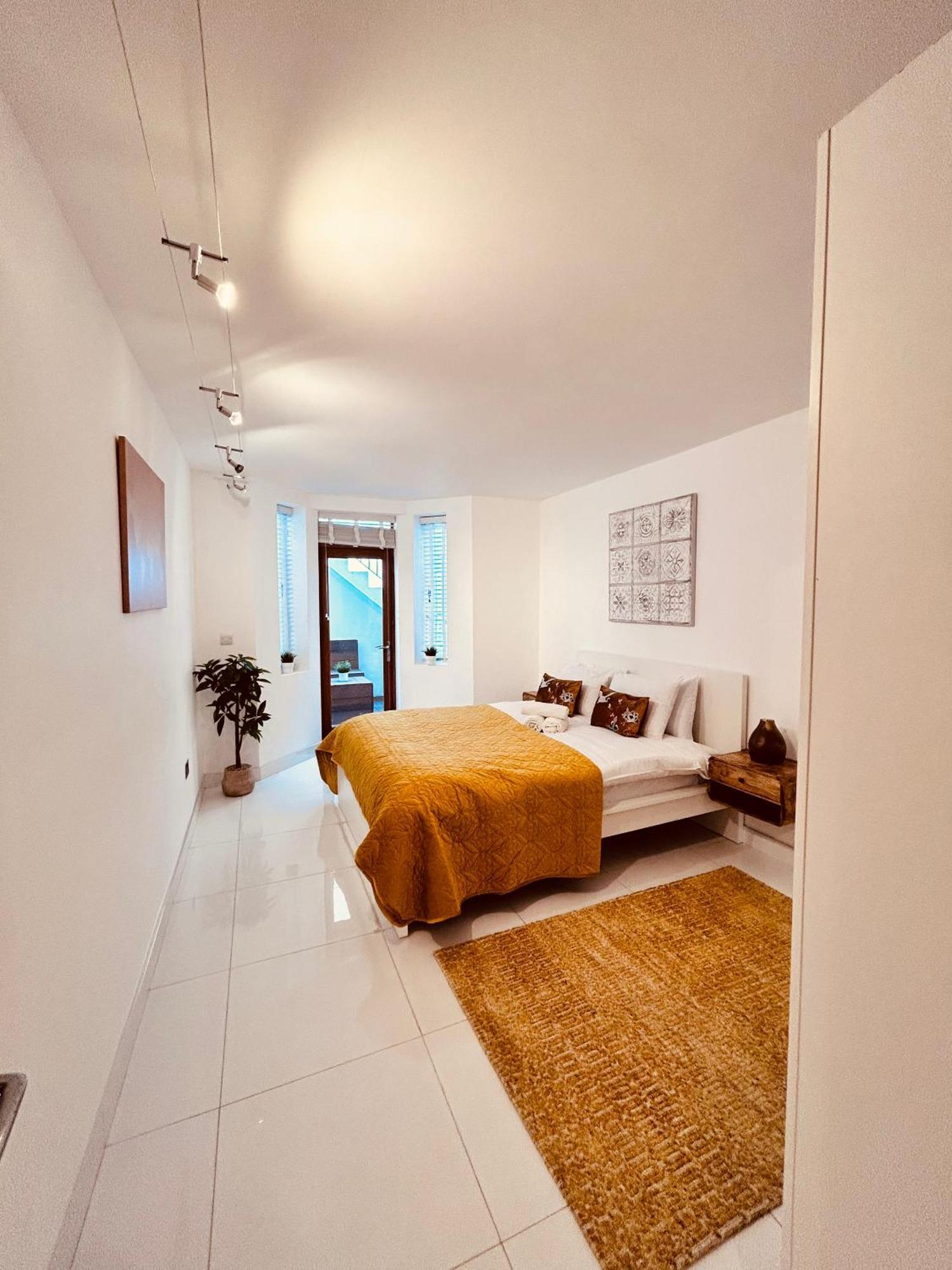 Stunning Spacious B.Apt. Slps.4 Лондон Екстер'єр фото