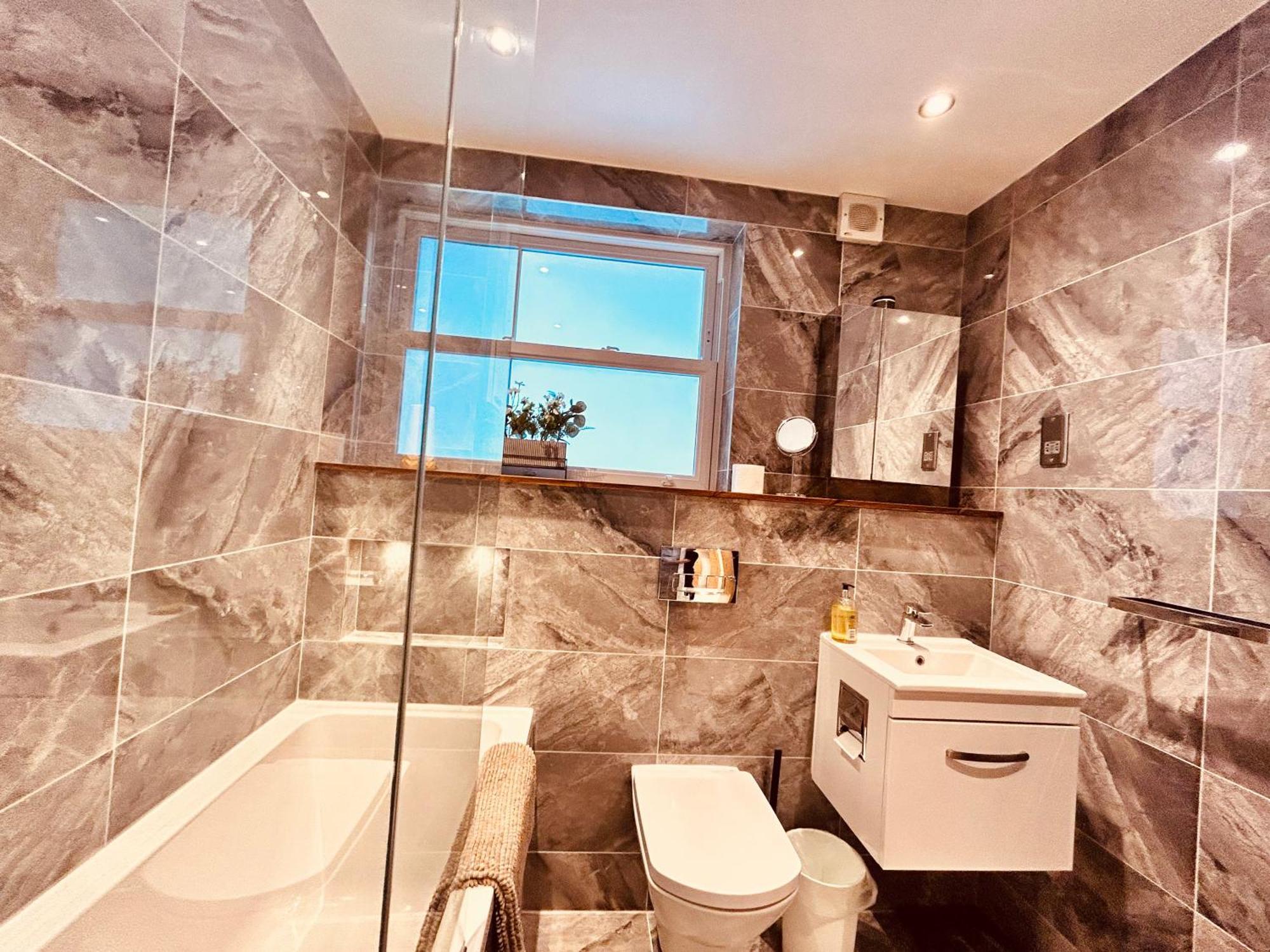 Stunning Spacious B.Apt. Slps.4 Лондон Екстер'єр фото